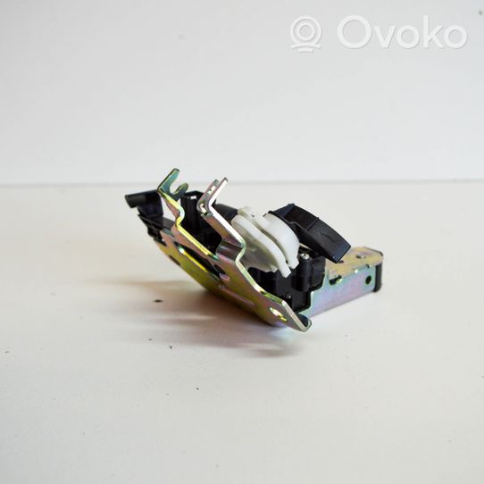 Audi A4 S4 B9 Tailgate/trunk/boot lock/catch/latch 8W0827503