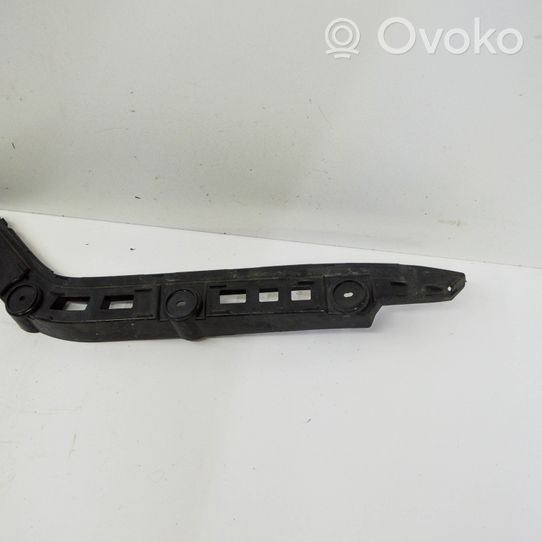 Volkswagen PASSAT B7 Staffa angolare del supporto di montaggio del paraurti 3AE807393A