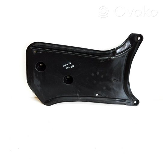 Audi A4 S4 B8 8K Protezione inferiore del serbatoio del carburante 8K0825219