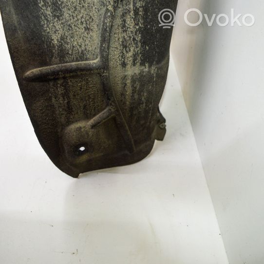 Audi A4 S4 B9 Nadkole tylne 8W0810172F