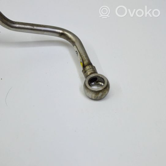 Volkswagen Tiguan Manguera/tubo de aceite del turbocompresor turbo 03L145771AN