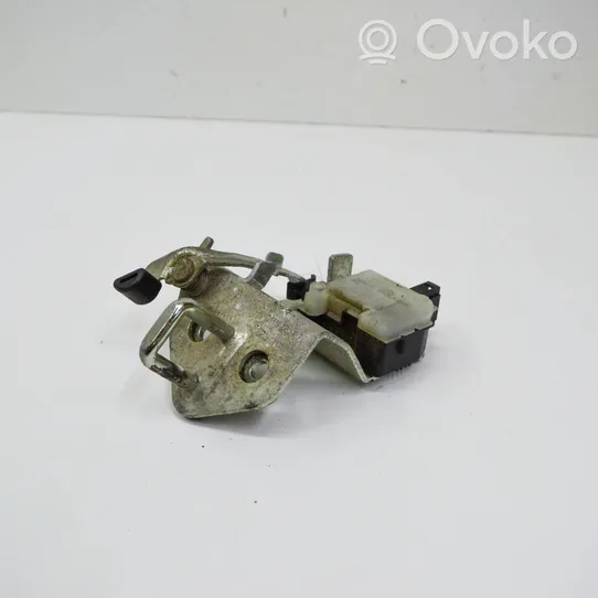 Skoda Octavia Mk2 (1Z) Galinė spynos kilpa 1Z9827511C
