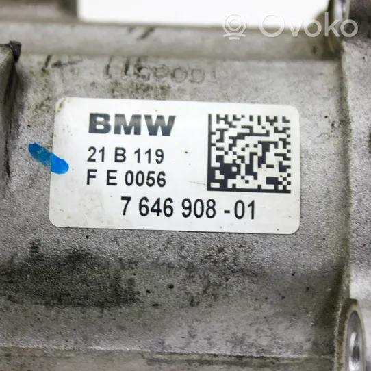 BMW X2 F39 Staffa del cuscinetto di supporto dell’albero di trasmissione 7646908