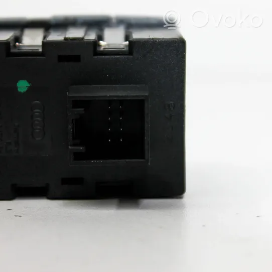 Audi Q7 4L Parking (PDC) sensor switch 4L1927123A