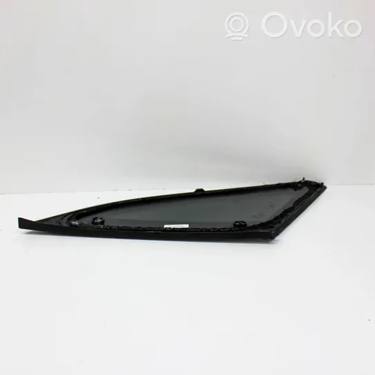 Audi Q3 8U Rear side window/glass 8U0845300