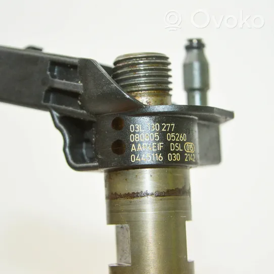 Volkswagen Golf VI Injecteur de carburant 03L130277