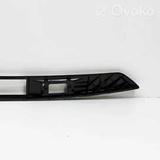 Volkswagen Tiguan Trunk door license plate light bar 5N0827287A