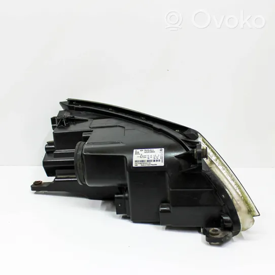 Volkswagen Tiguan Lampa przednia 5N2941031K