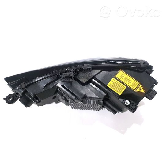 Audi A5 Phare frontale 8W6941086D