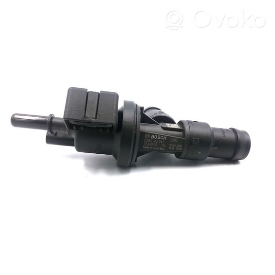 BMW i8 Fuel tank valve 7637270