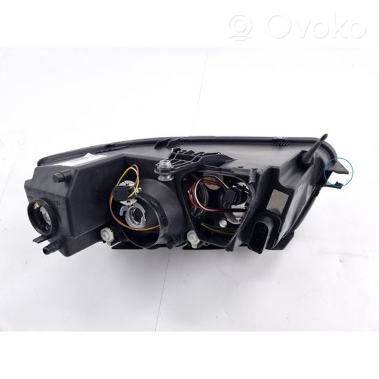 Volkswagen PASSAT B5.5 Lampa przednia 1EL008350-06