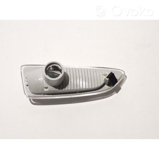 Opel Astra J Indicatore di direzione del parafango anteriore 13491088