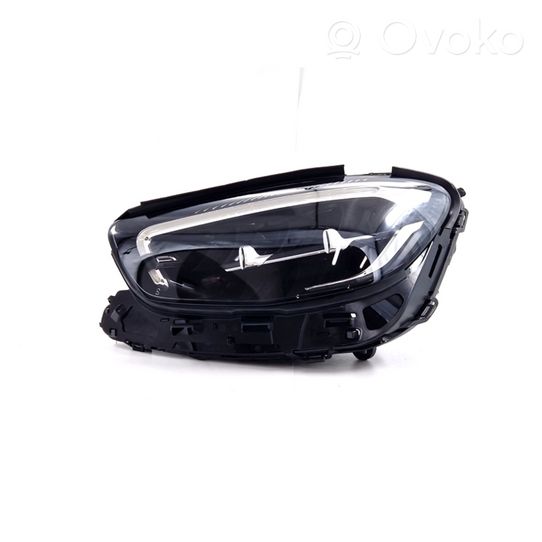 Mercedes-Benz E W213 Lampa przednia A2139060705