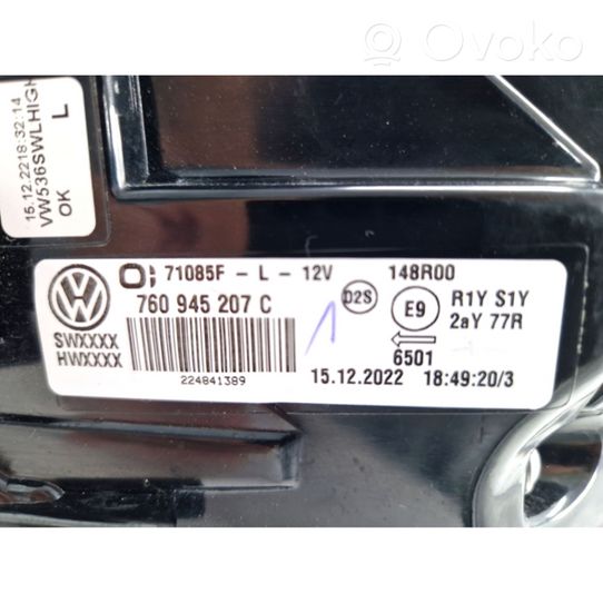 Volkswagen Touareg III Luci posteriori 760945207C