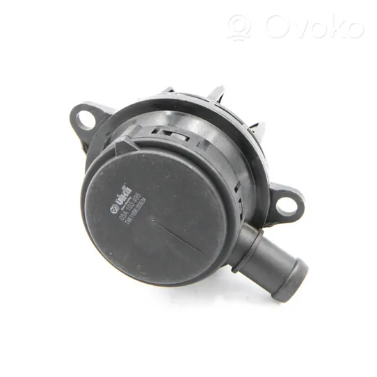 Volkswagen Touareg II Separatore dello sfiato dell’olio 05A103495