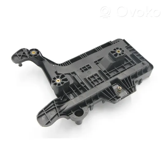 Audi A3 S3 8P Battery bracket 1K0915333H