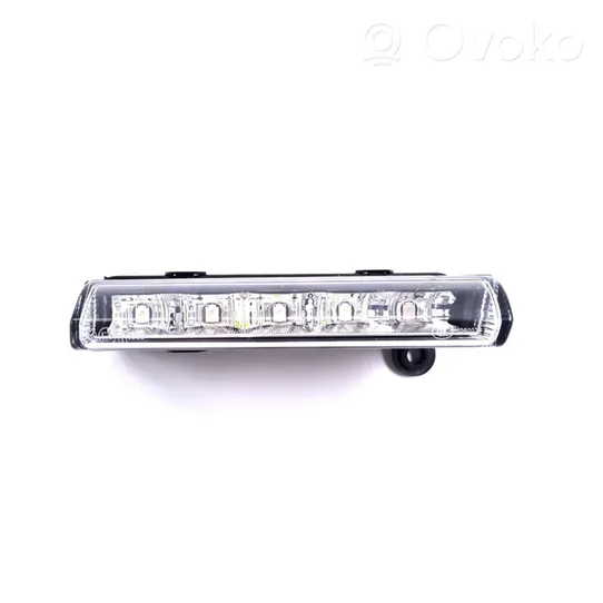 Mercedes-Benz Actros Lampa LED do jazdy dziennej 9608200956