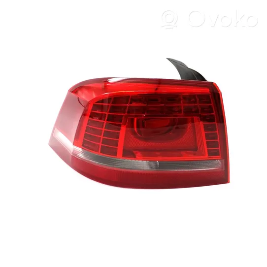 Volkswagen PASSAT B7 Lampa tylna 3AE945207B