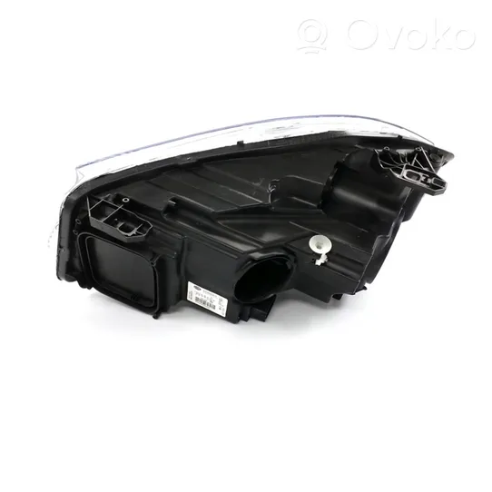 Mercedes-Benz A W176 Lampa przednia 1LG010818