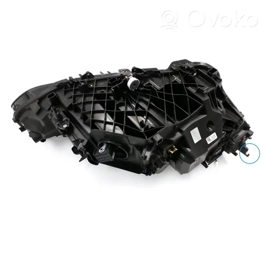 BMW 4 G22 G23 G24 G26 Передняя фара 7495849