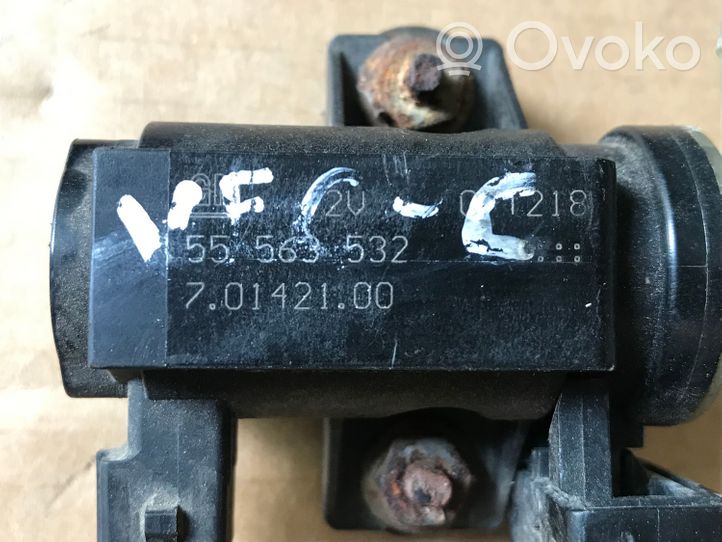 Opel Vectra C Turboahtimen magneettiventtiili 55563532