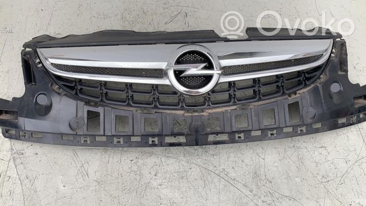 Opel Corsa D Front bumper upper radiator grill 13286000