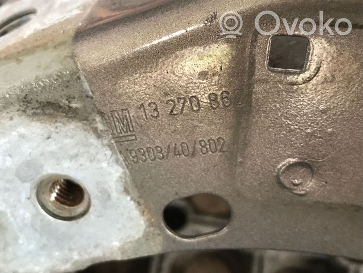 Opel Meriva B Sivujäähdyttimen tuen suojapaneeli 13270862