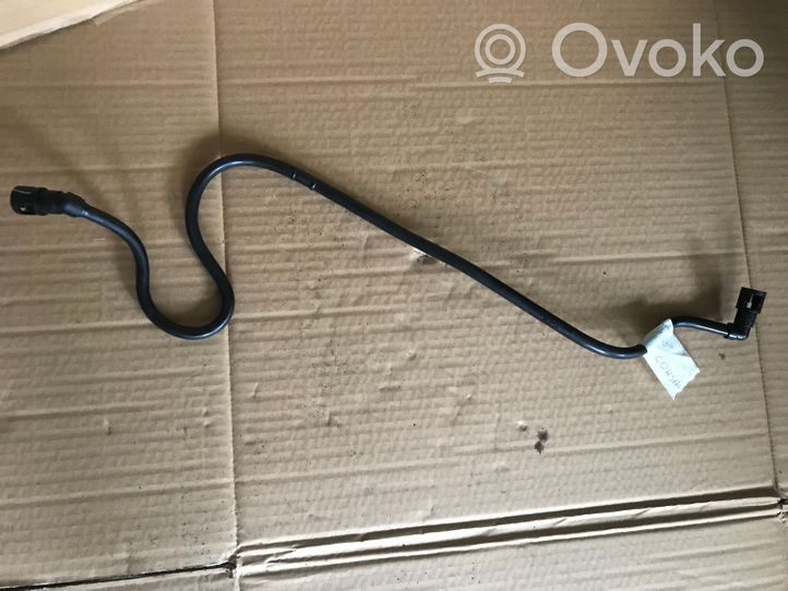 Opel Corsa D Fuel line pipe 55573418