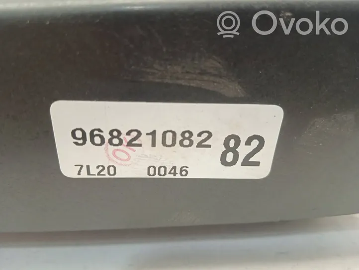 Chevrolet Captiva Katvealueen valvonnan ohjainlaite (BSM) 96821082