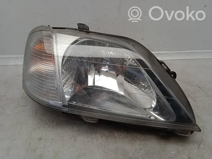 Dacia Logan Pick-Up Headlight/headlamp 8200211006