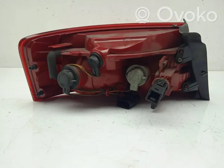 Audi A5 8T 8F Ampoule, feu stop / feu arrière 8T0945096