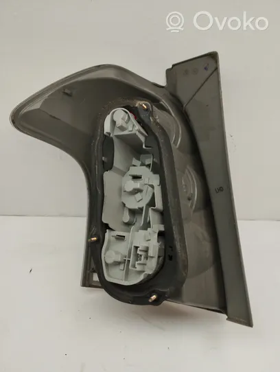 Toyota Corolla Verso E121 Ampoule, feu stop / feu arrière 815510F020