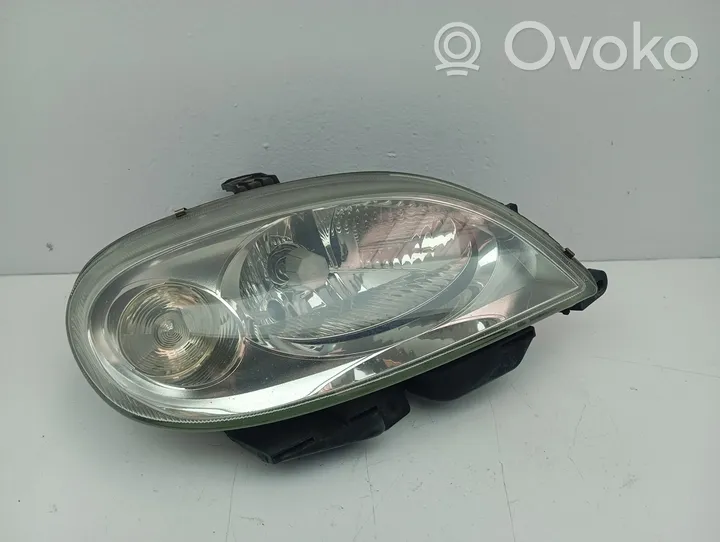 Citroen Saxo Lampa przednia 89004404