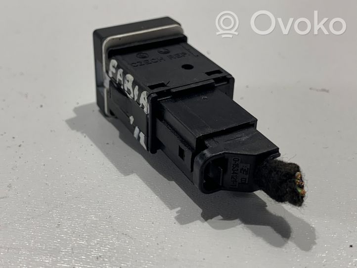 Skoda Fabia Mk2 (5J) Windscreen/window heater switch 5J0959621C