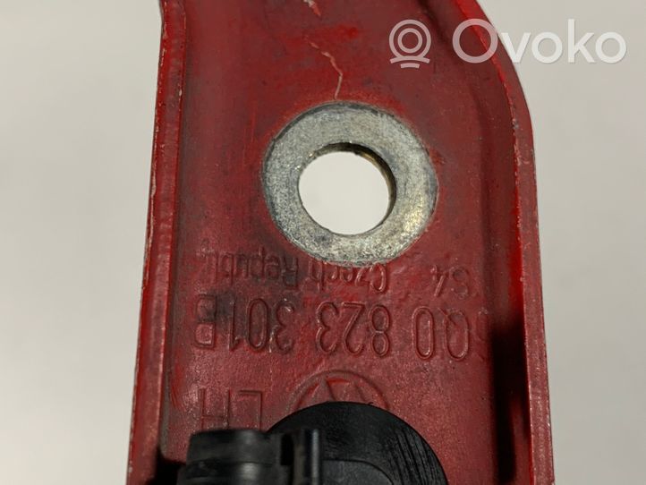 Volkswagen Polo IV 9N3 Cerniere del vano motore/cofano 6Q0823301B