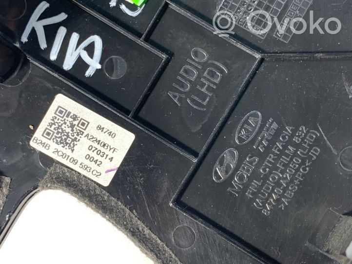 KIA Ceed Konsola środkowa / Radio / GPS 84740A2240BYF