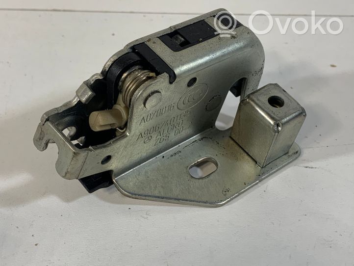 Mercedes-Benz Sprinter W906 Loading door lock A9067401135