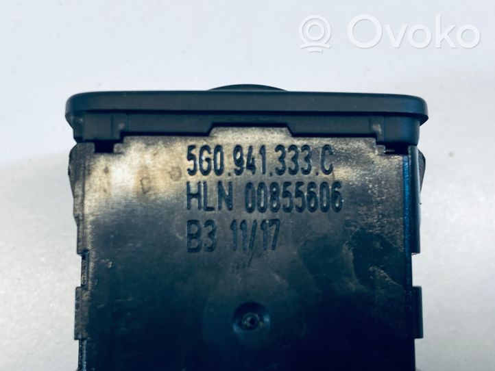 Volkswagen Golf VII Przycisk / Pokrętło regulacji świateł 5G0941333C