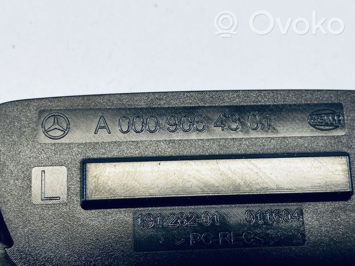 Mercedes-Benz EQC Takatavaratilan sisävalo A0009064301