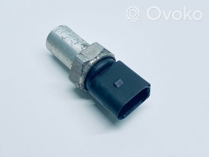 Volkswagen PASSAT CC Air conditioning (A/C) pressure sensor 5K0959126