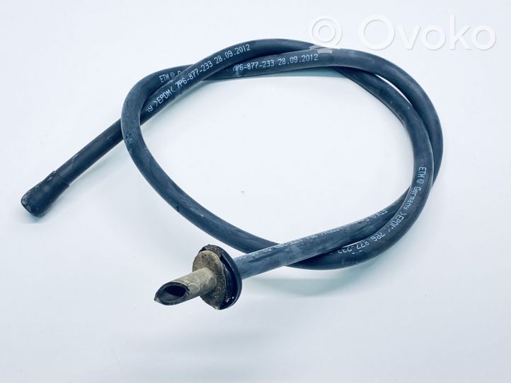 Volkswagen Touareg II Tubo flessibile della linea di scarico acqua 7P6877233