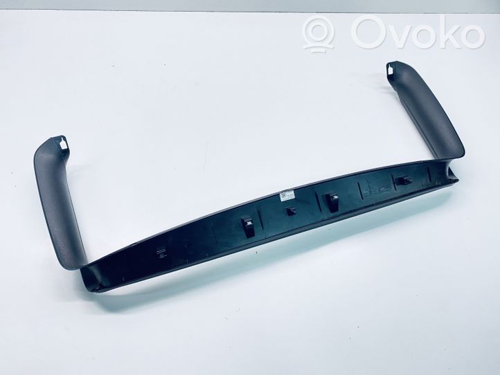 Volkswagen Touareg II Tailgate/trunk upper cover trim 7P6867603B