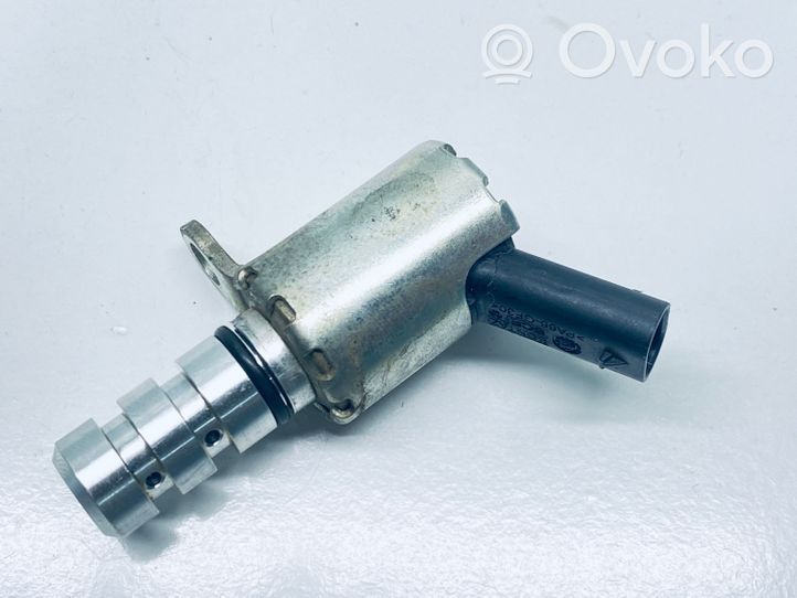 Volkswagen Golf VII Camshaft vanos timing valve 04E906455P