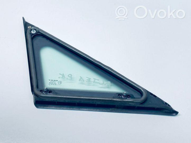 Seat Altea Fenêtre triangulaire avant / vitre 5P0845411C