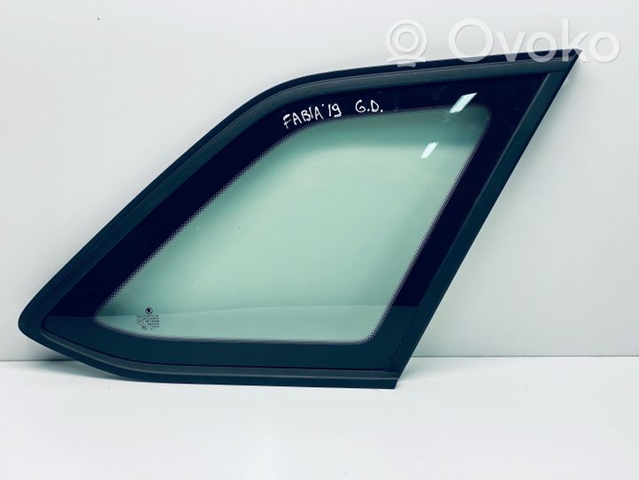 Skoda Fabia Mk3 (NJ) Fenêtre latérale avant / vitre triangulaire 6V9845298A