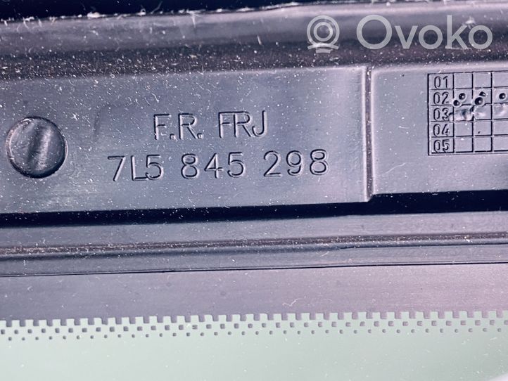 Porsche Cayenne (9PA) Finestrino/vetro retro 95554311232
