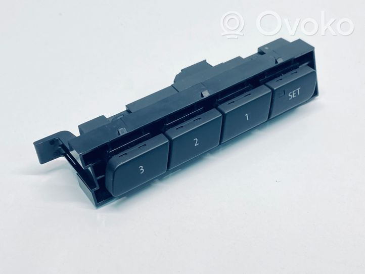 Volkswagen Touareg II Seat memory switch 7P2959769A