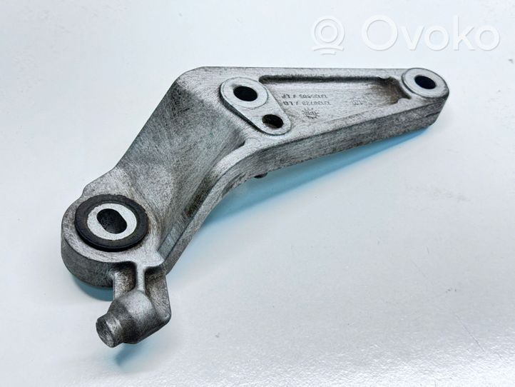 Opel Corsa D Gearbox mounting bracket 13130723