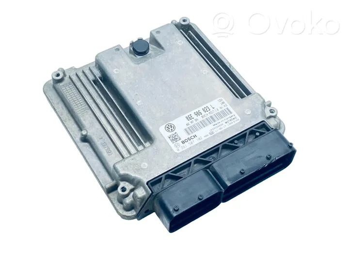 Volkswagen Touareg II Calculateur moteur ECU 06E906023L