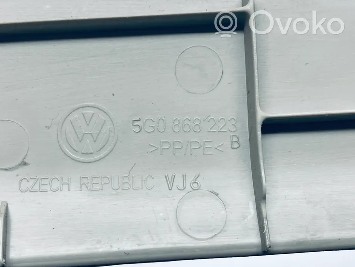 Volkswagen Golf VII Muu kynnyksen/pilarin verhoiluelementti 5G0868223B